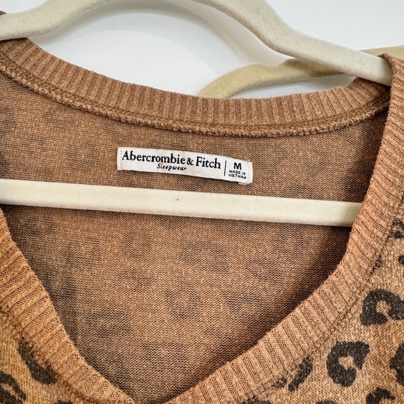 Abercrombie & Fitch Tan Leopard Print Pajama Set - Picture 3 of 6
